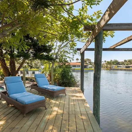 Coconut Cove - Heated Pool And Canal Cocoa Beach Exterior photo