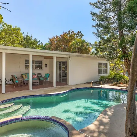 Coconut Cove - Heated Pool And Canal Cocoa Beach Exterior photo